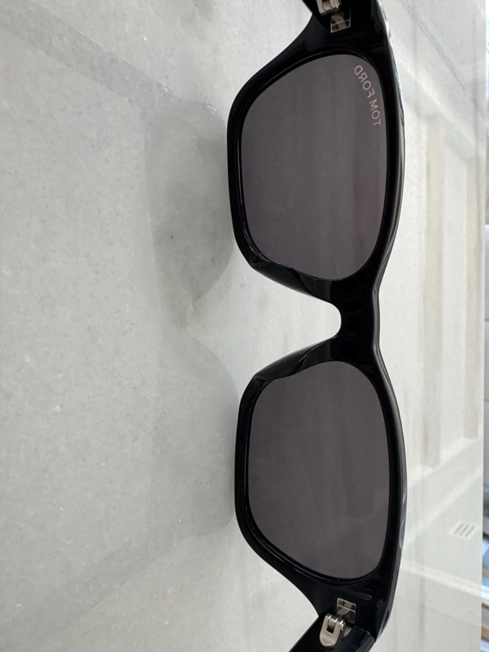 Tom Ford Black Square women Sunglasses with Dark Lenses TF 959-D 01A 54 18 145*3 - Picture 4 of 6